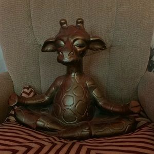Yoga giraffe